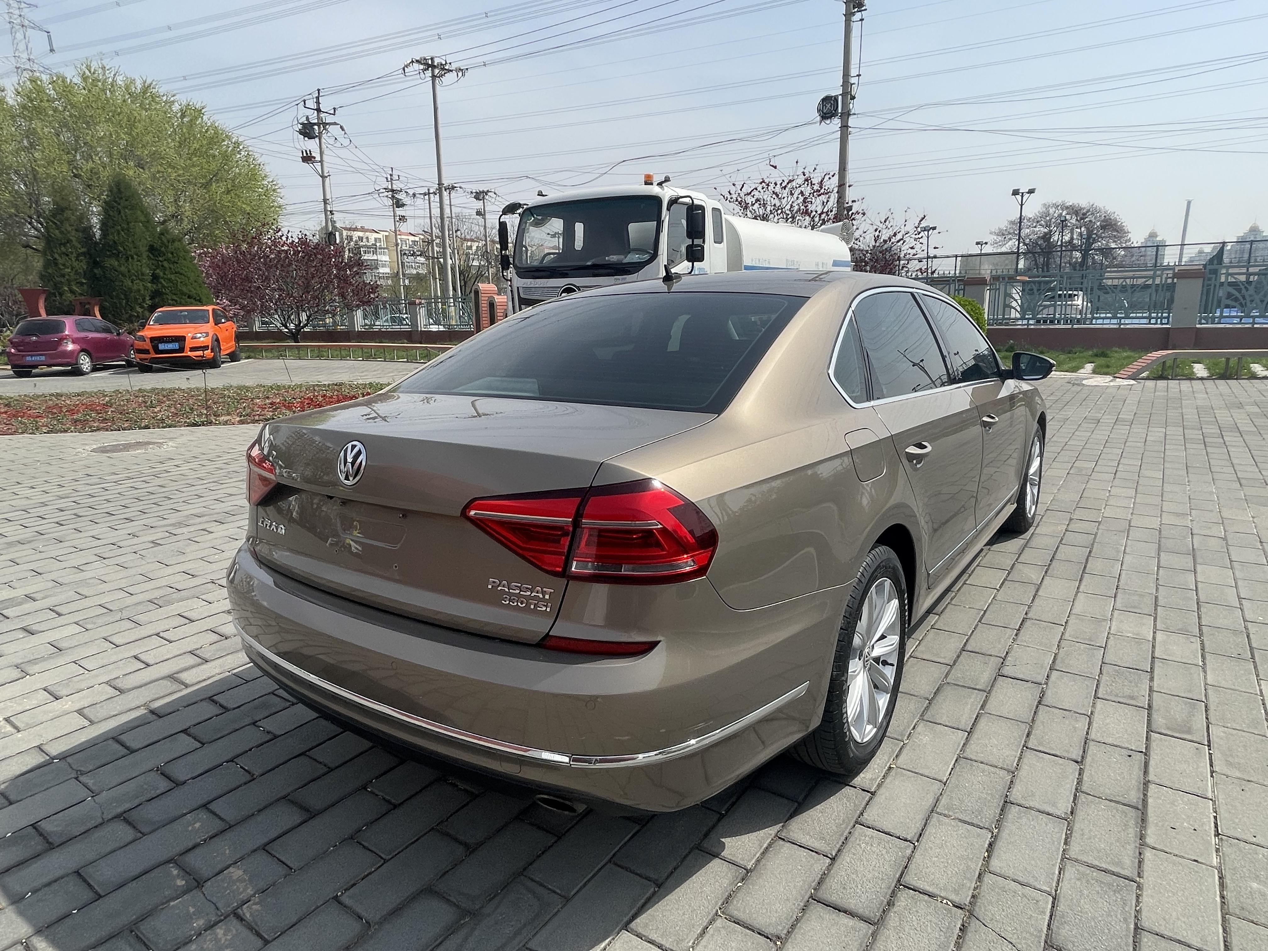 Volkswagen Passat (North America and China) 2017 thumb 5