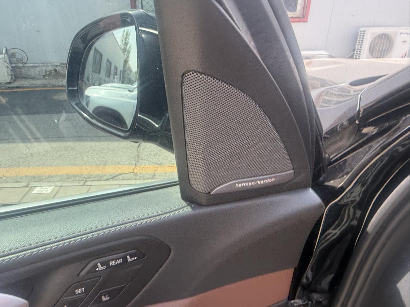 BMW X7 2023 thumb 3