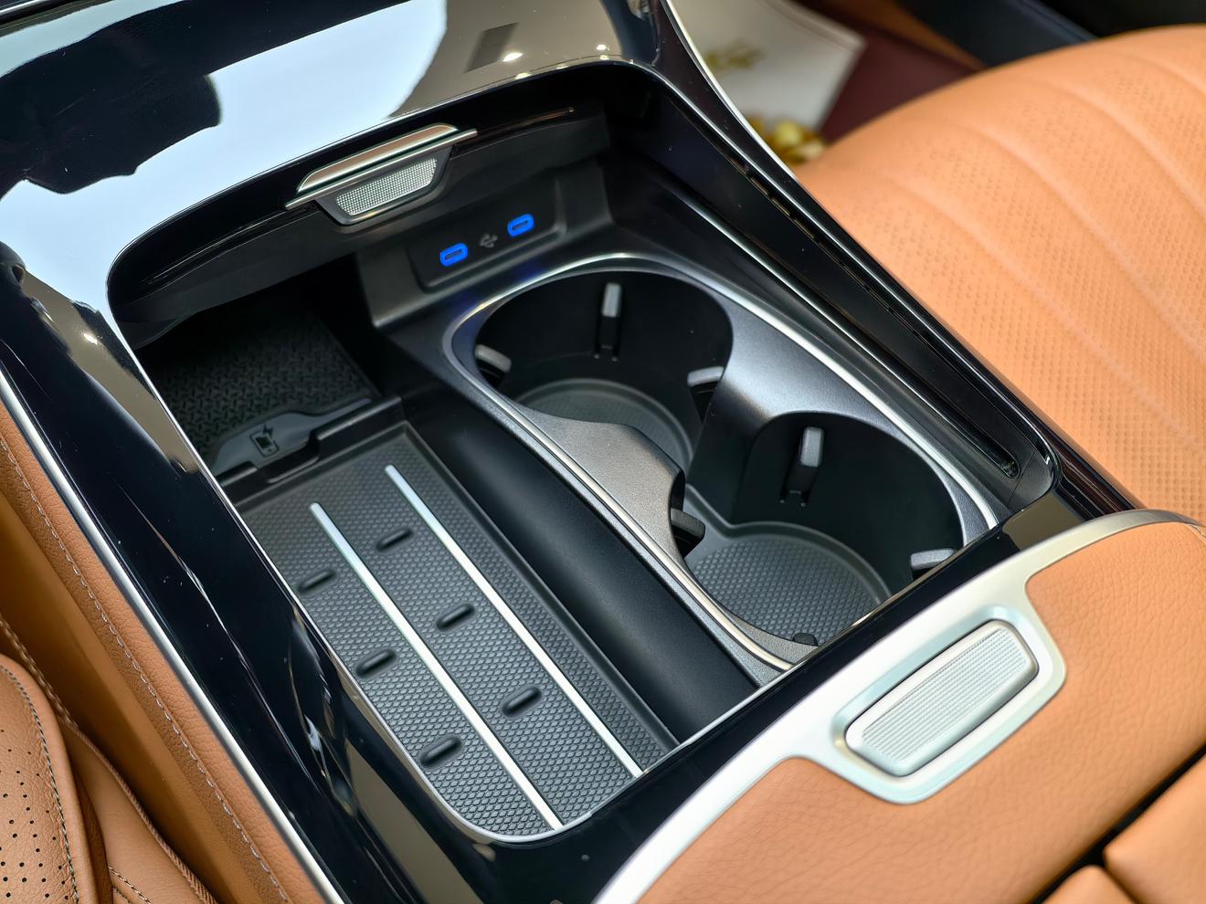Mercedes-Benz S-Класс 2023 thumb 9