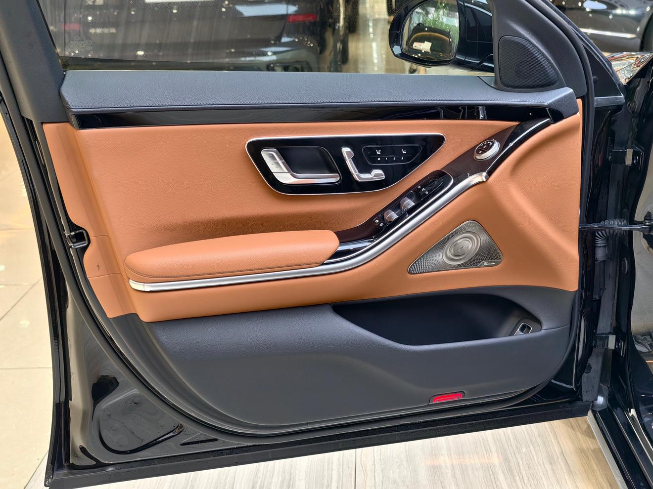 Mercedes-Benz S-Класс 2023 thumb 11