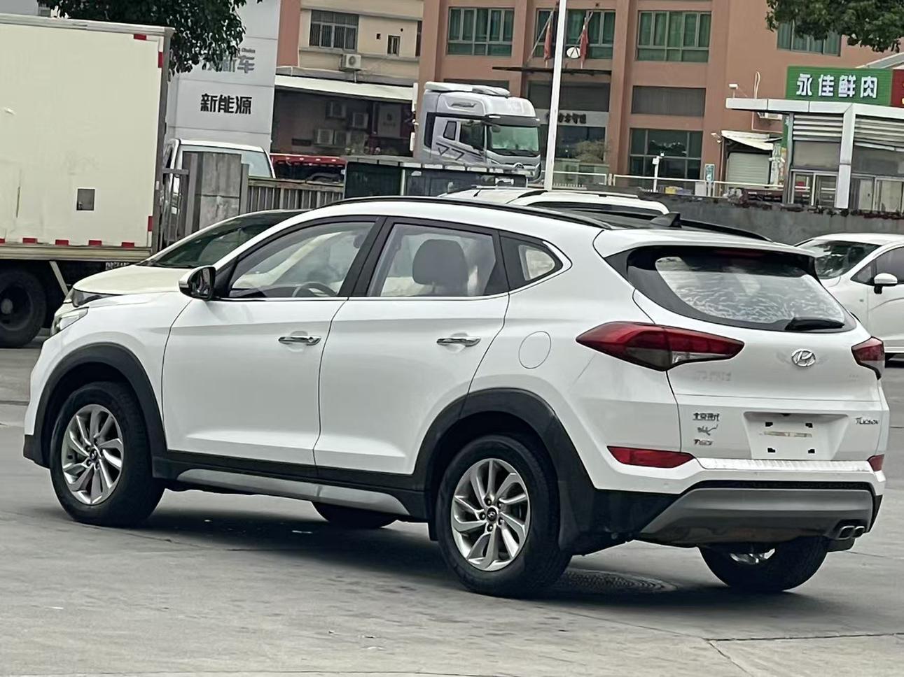 Hyundai Tucson 2018 thumb 11