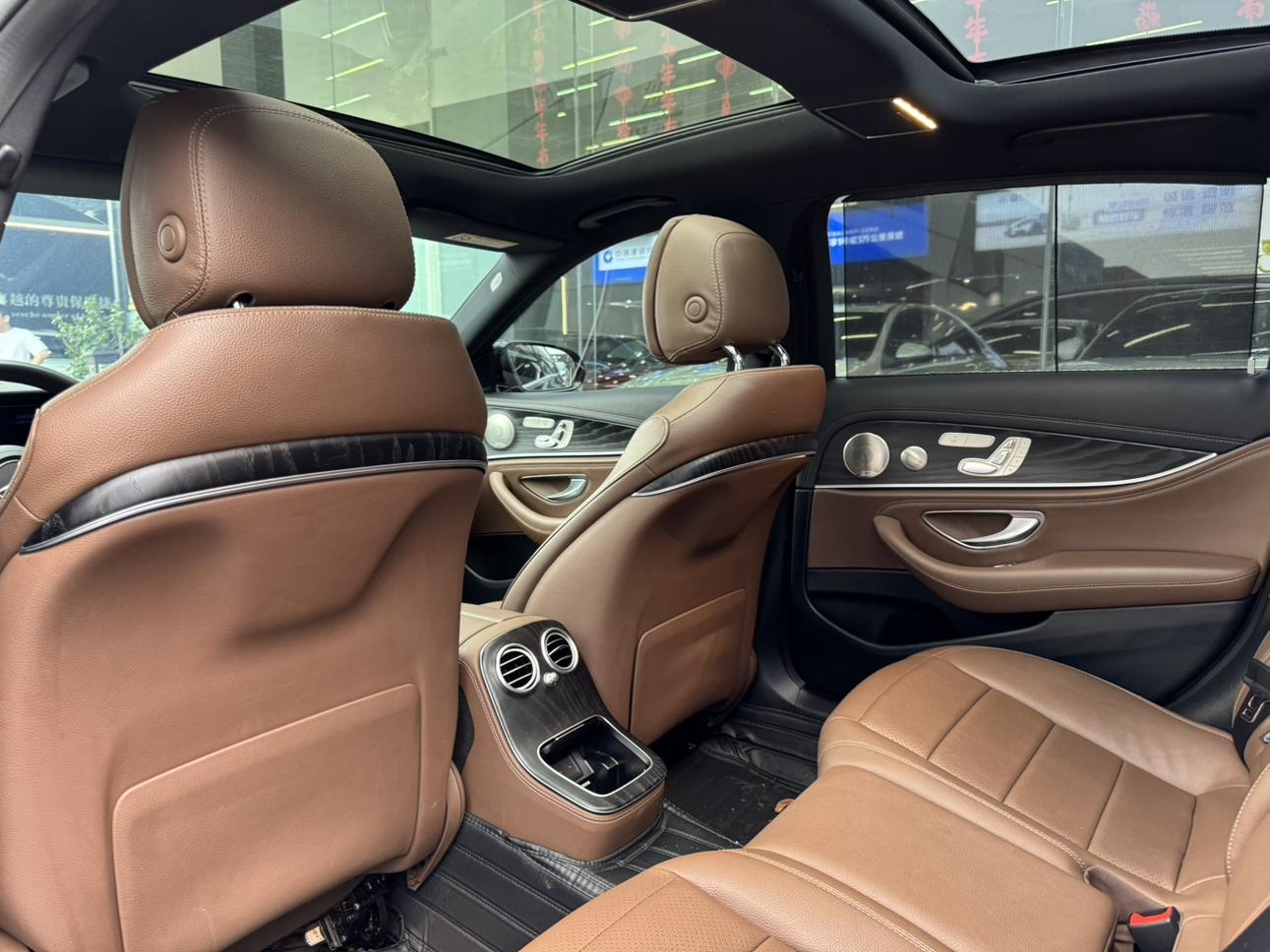 Mercedes-Benz E-Класс 2023 thumb 6