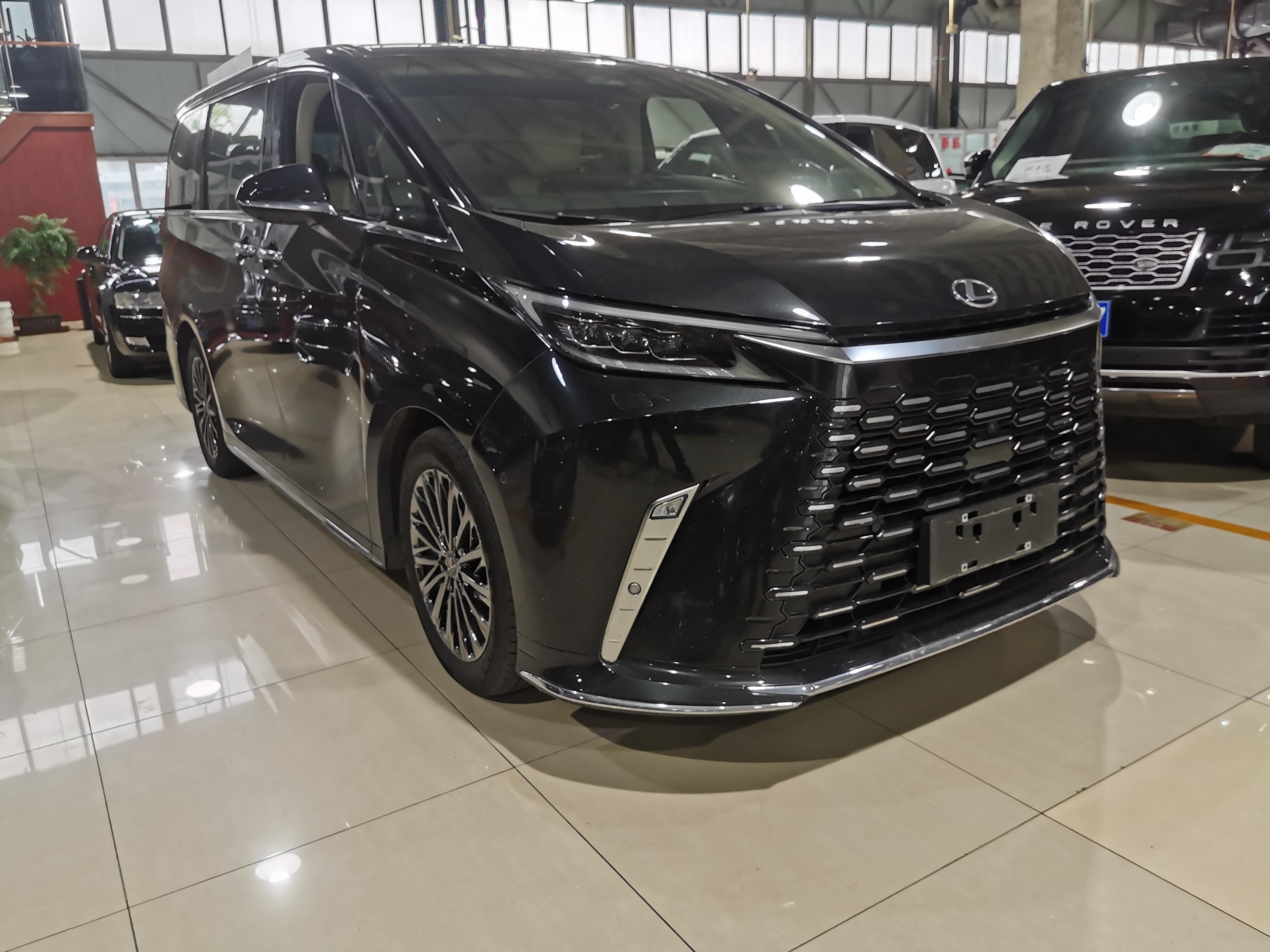 Lexus LM 2024 thumb 4