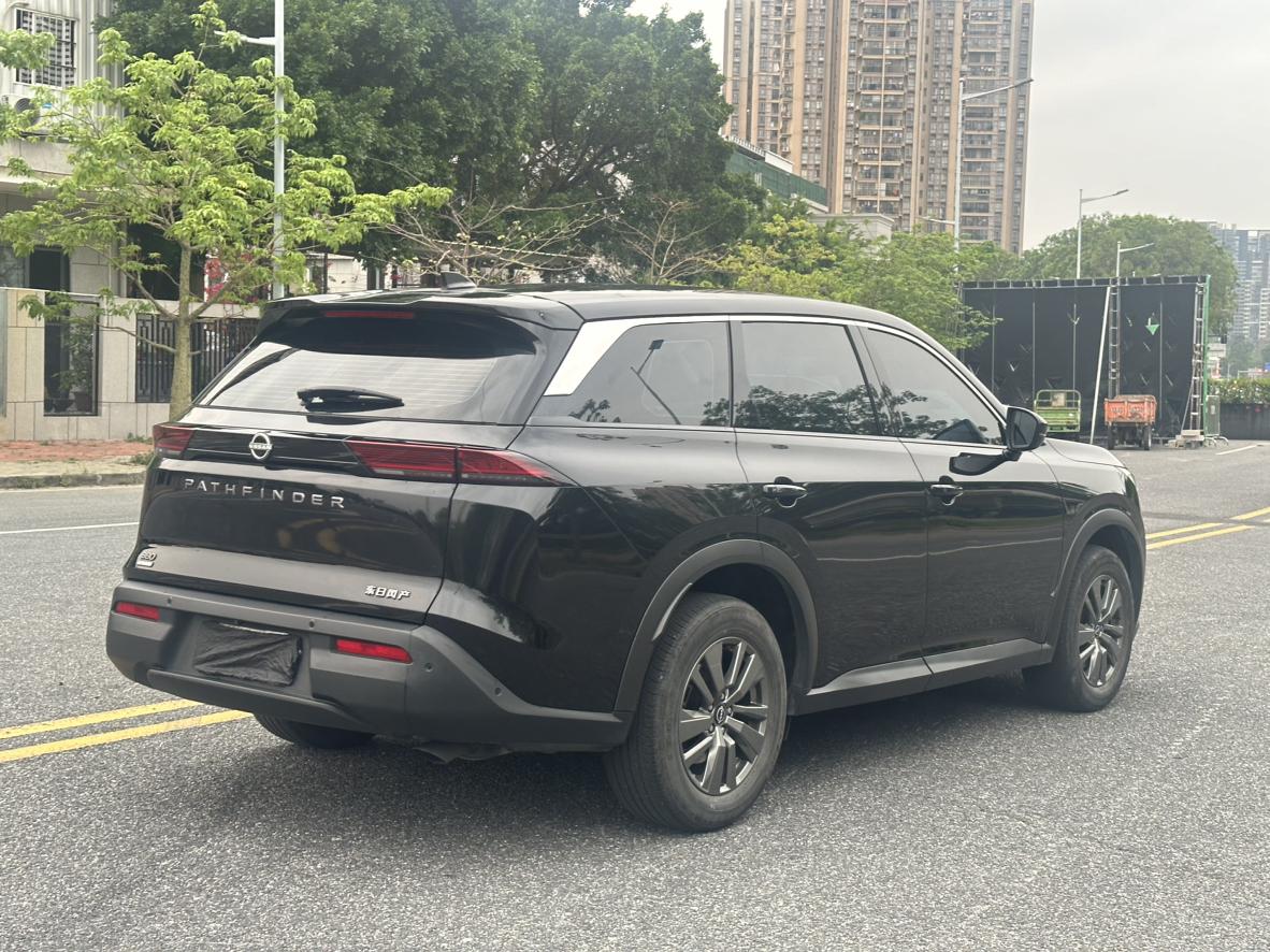 Nissan Pathfinder 2024 thumb 11