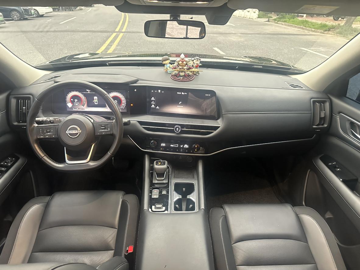Nissan Pathfinder 2024 thumb 12