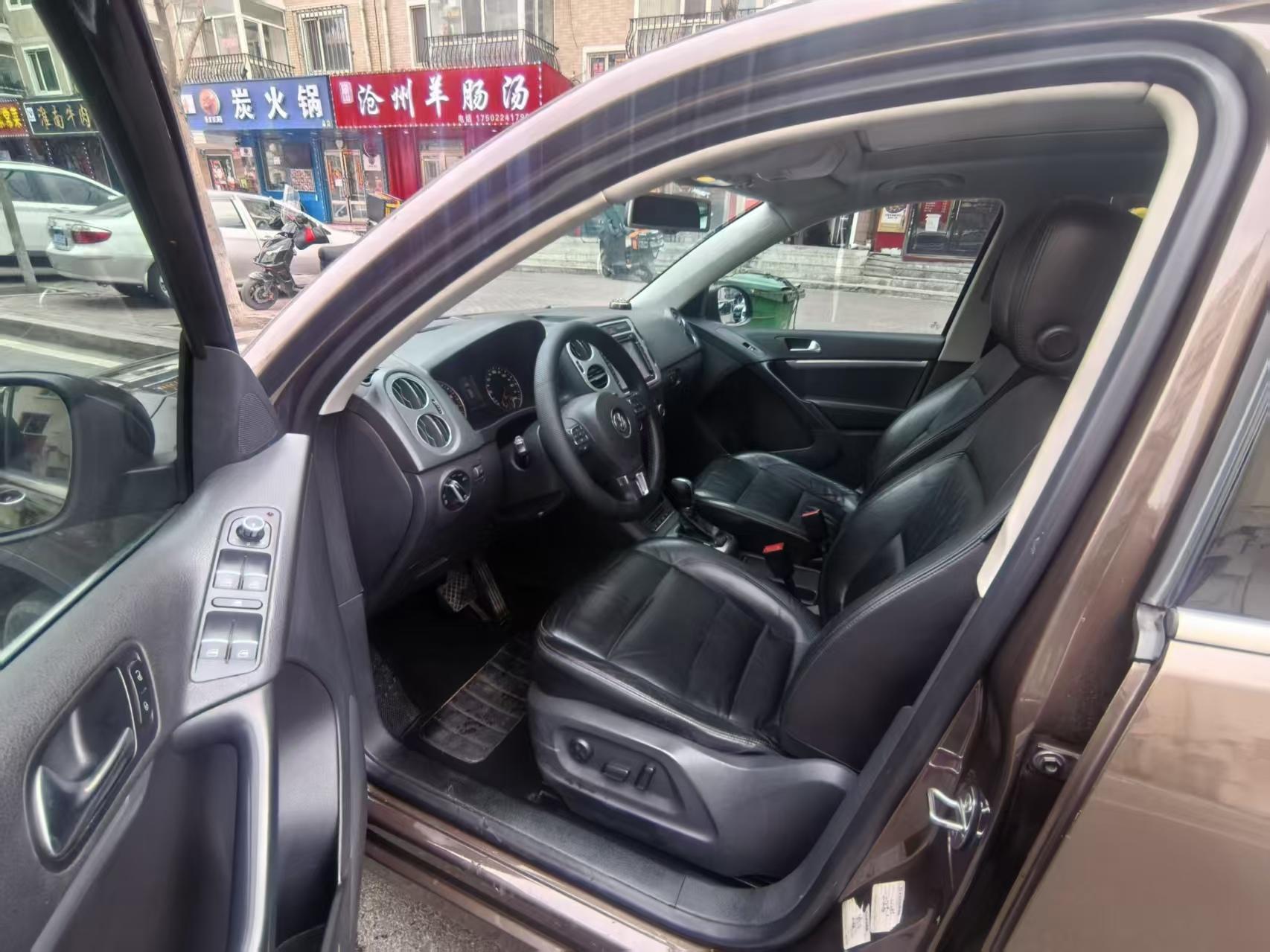 Volkswagen Tiguan 2012 thumb 6