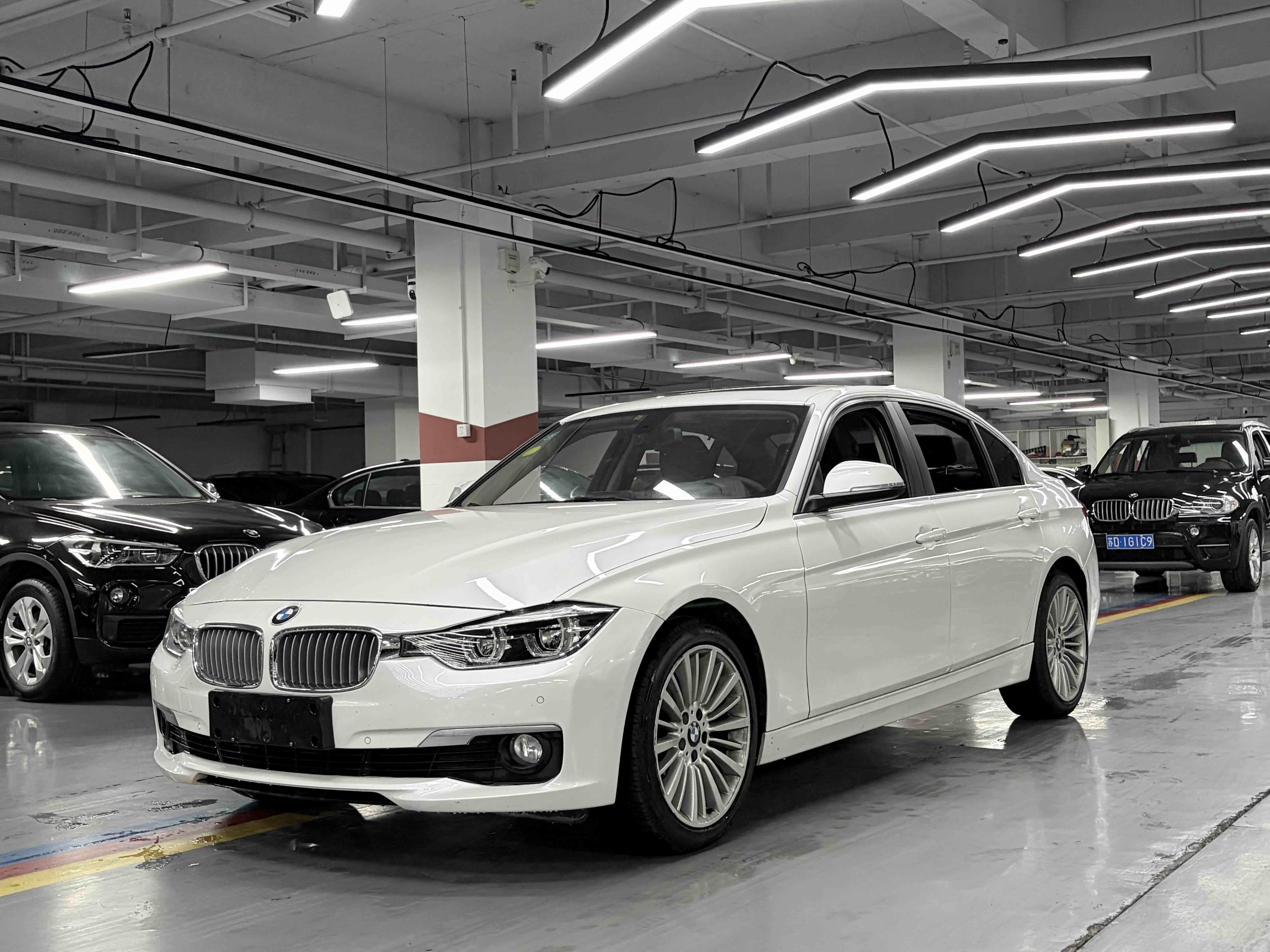 BMW 3 серии 2018 thumb 8