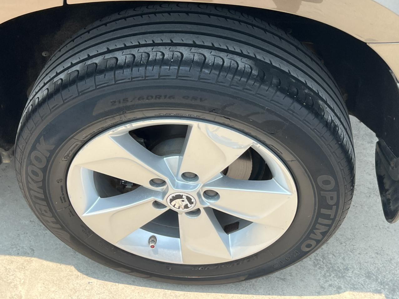 Skoda Yeti 2016 thumb 5