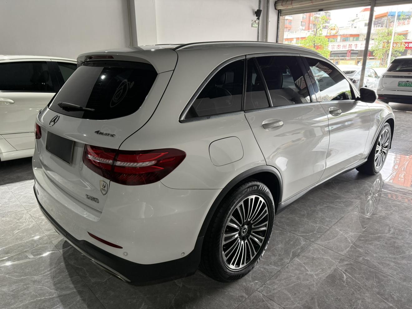 Mercedes-Benz GLC 2017 thumb 4