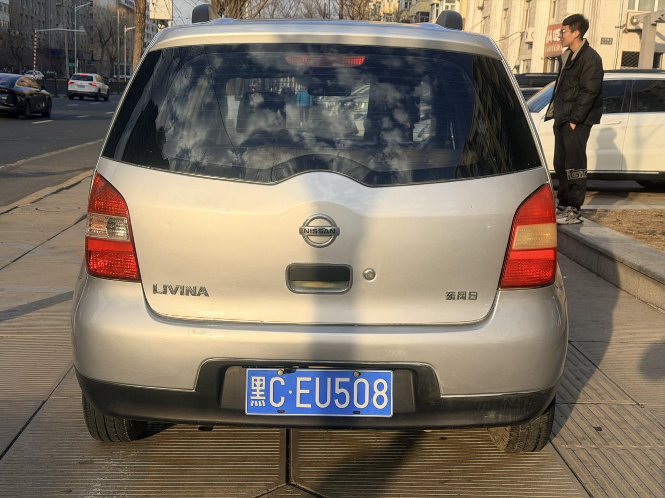 Nissan Livina 2008 thumb 12