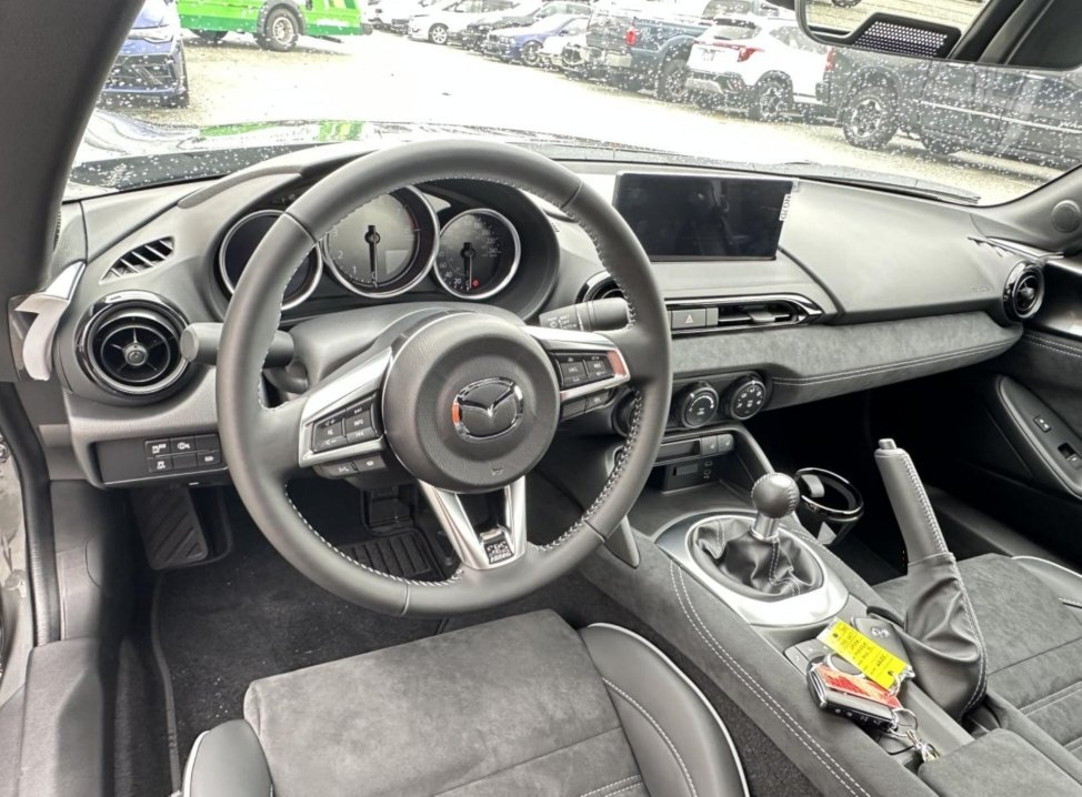 Mazda MX-5 2025 thumb 5