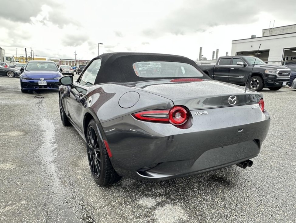 Mazda MX-5 2025 thumb 10