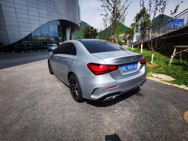 Mercedes-Benz A-Класс 2023 thumb 3