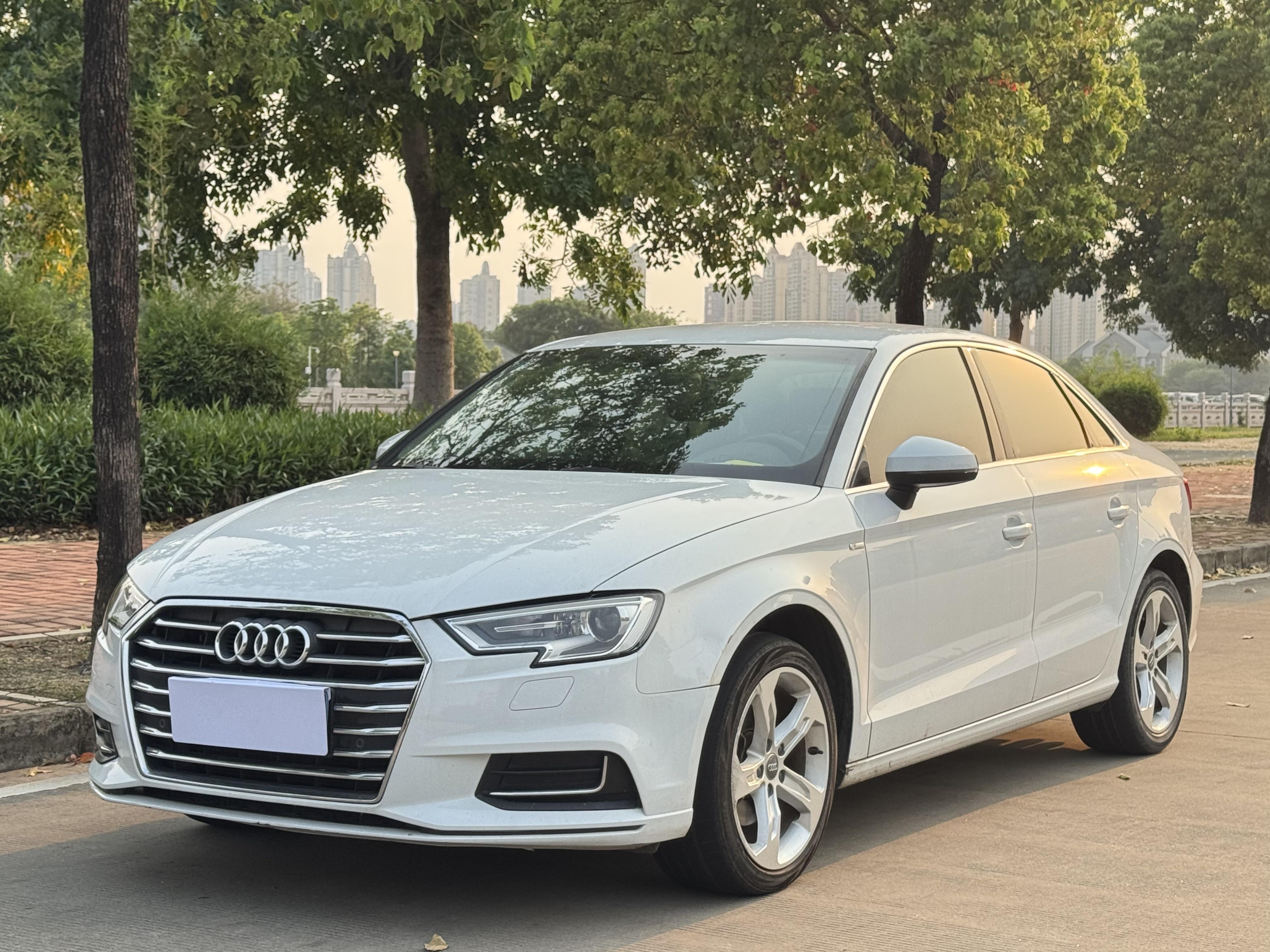 Audi A3 2020 thumb 8
