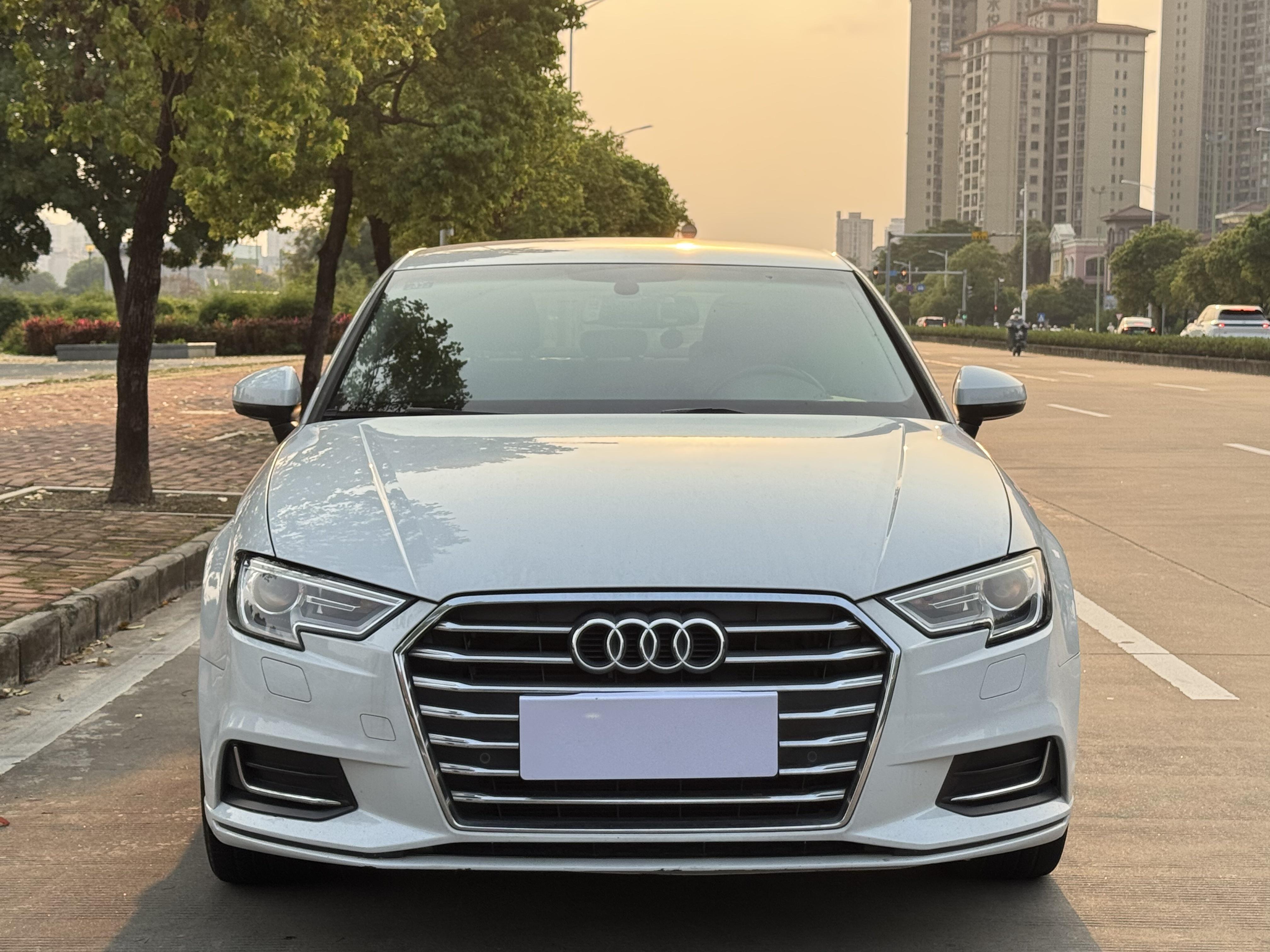 Audi A3 2020 thumb 9