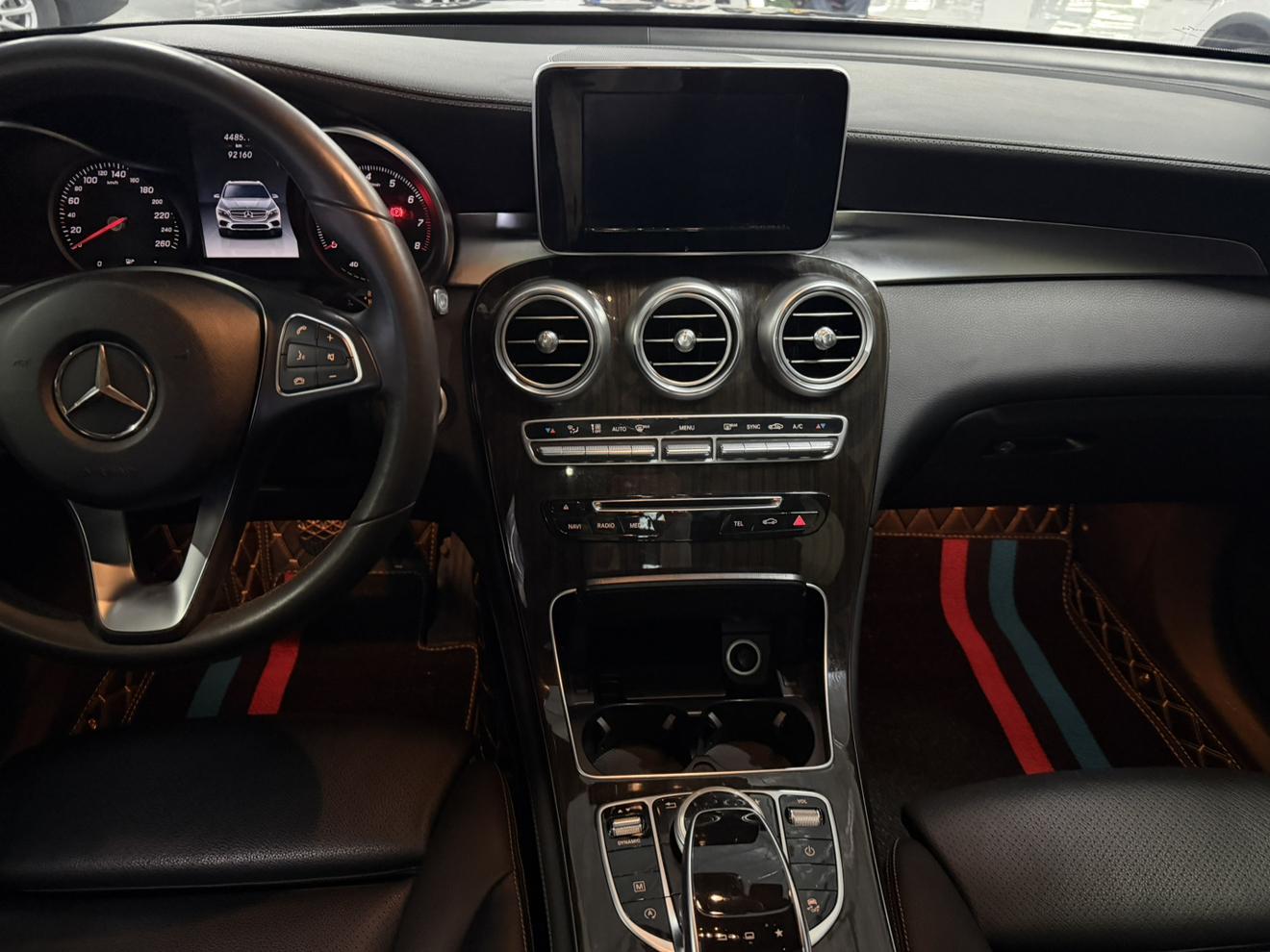 Mercedes-Benz GLC 2016 thumb 11