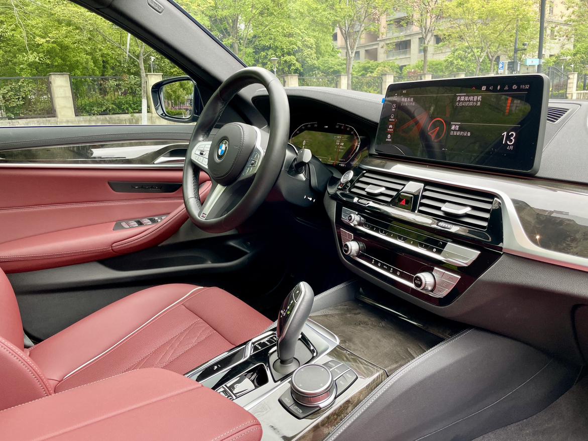 BMW 5 серии 2022 thumb 8