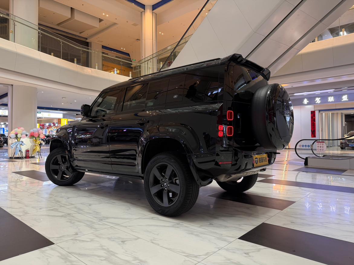 Land Rover Defender 2023 thumb 2