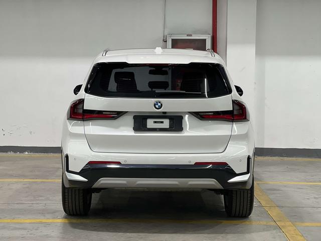 BMW X1 2023 thumb 3
