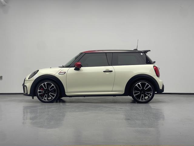 Mini Hatch 2023 thumb 2