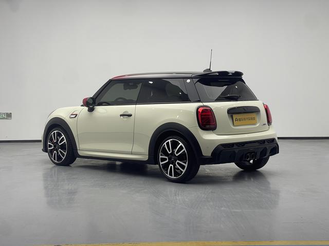 Mini Hatch 2023 thumb 3