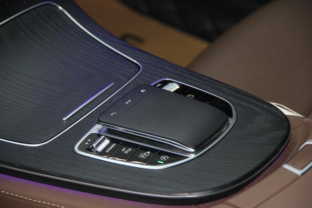 Mercedes-Benz E-Класс 2023 thumb 12