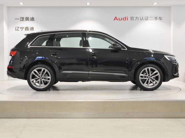 Audi Q7 2024 thumb 3