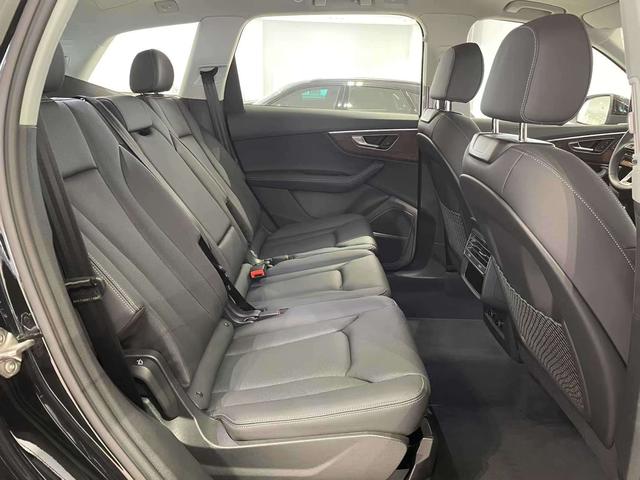 Audi Q7 2024 thumb 6