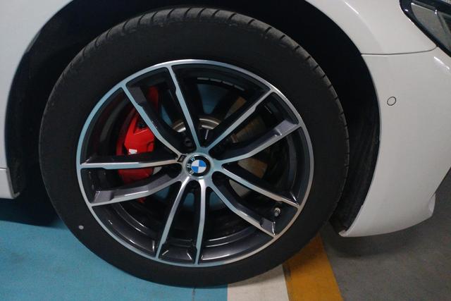 BMW 5 серии 2022 thumb 6