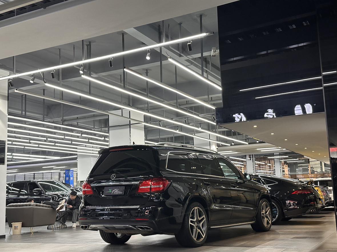Mercedes-Benz GLS 2016 thumb 3