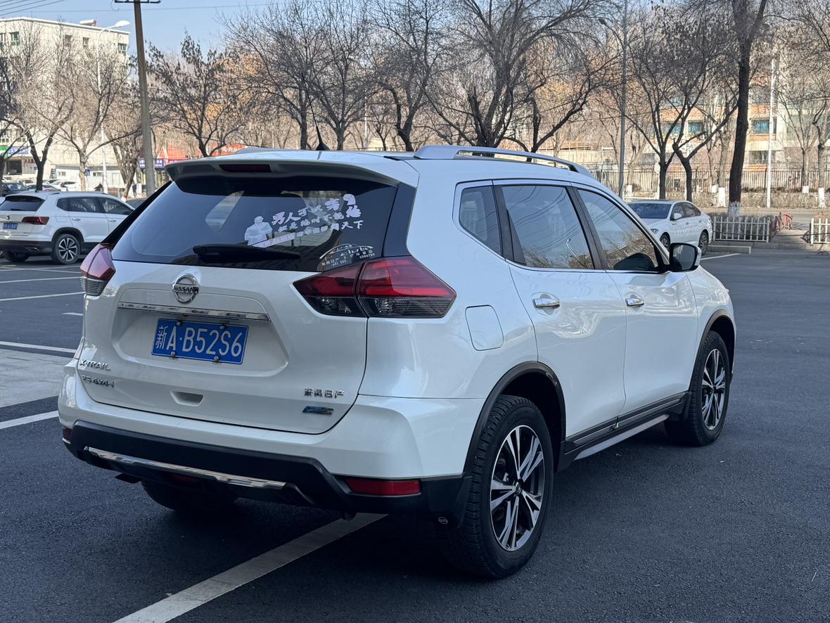 Nissan X-Trail 2017 thumb 4