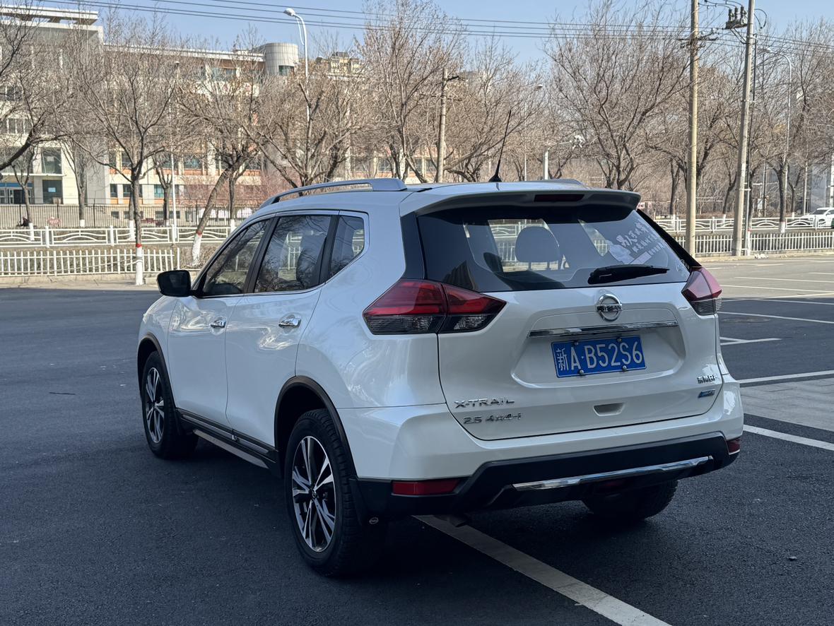 Nissan X-Trail 2017 thumb 11