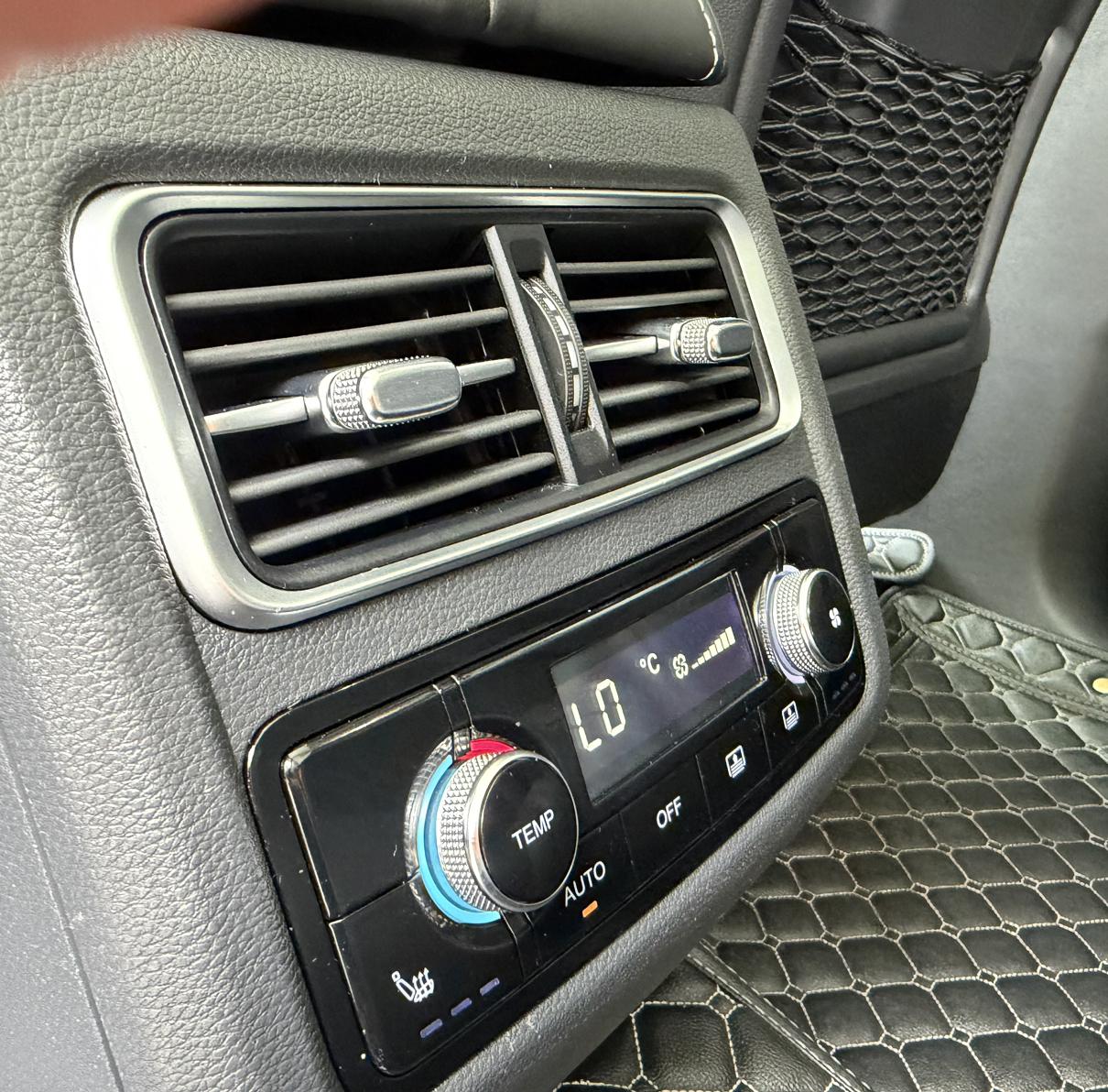 Hongqi HS7 2021 thumb 9
