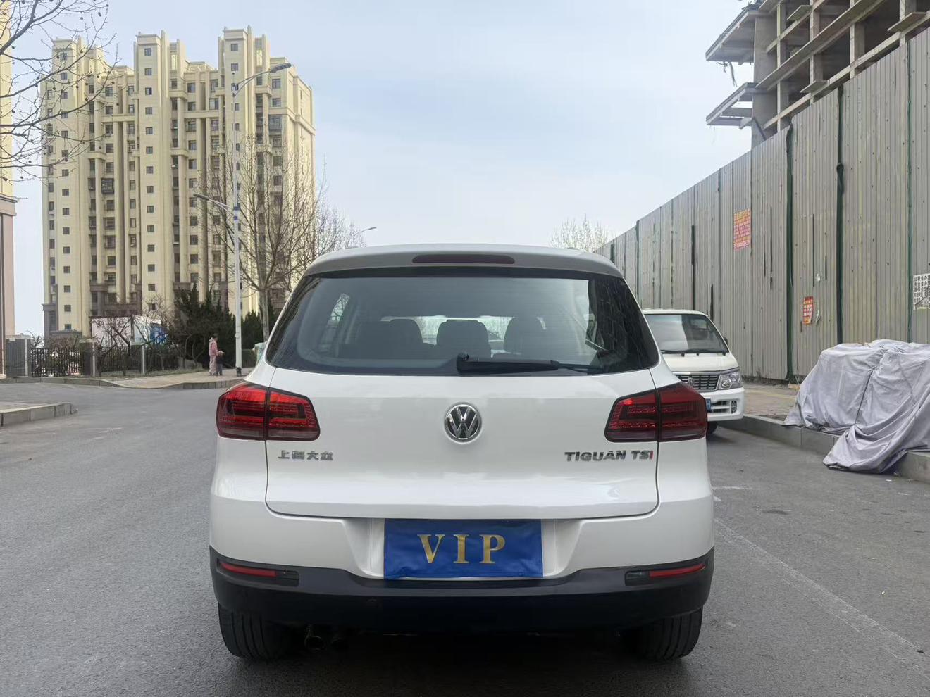 Volkswagen Tiguan 2013 thumb 3