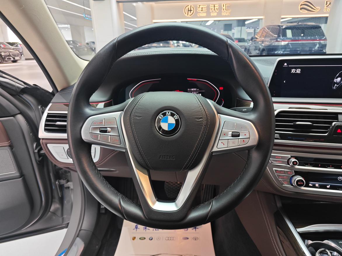 BMW 7 серии 2019 thumb 8