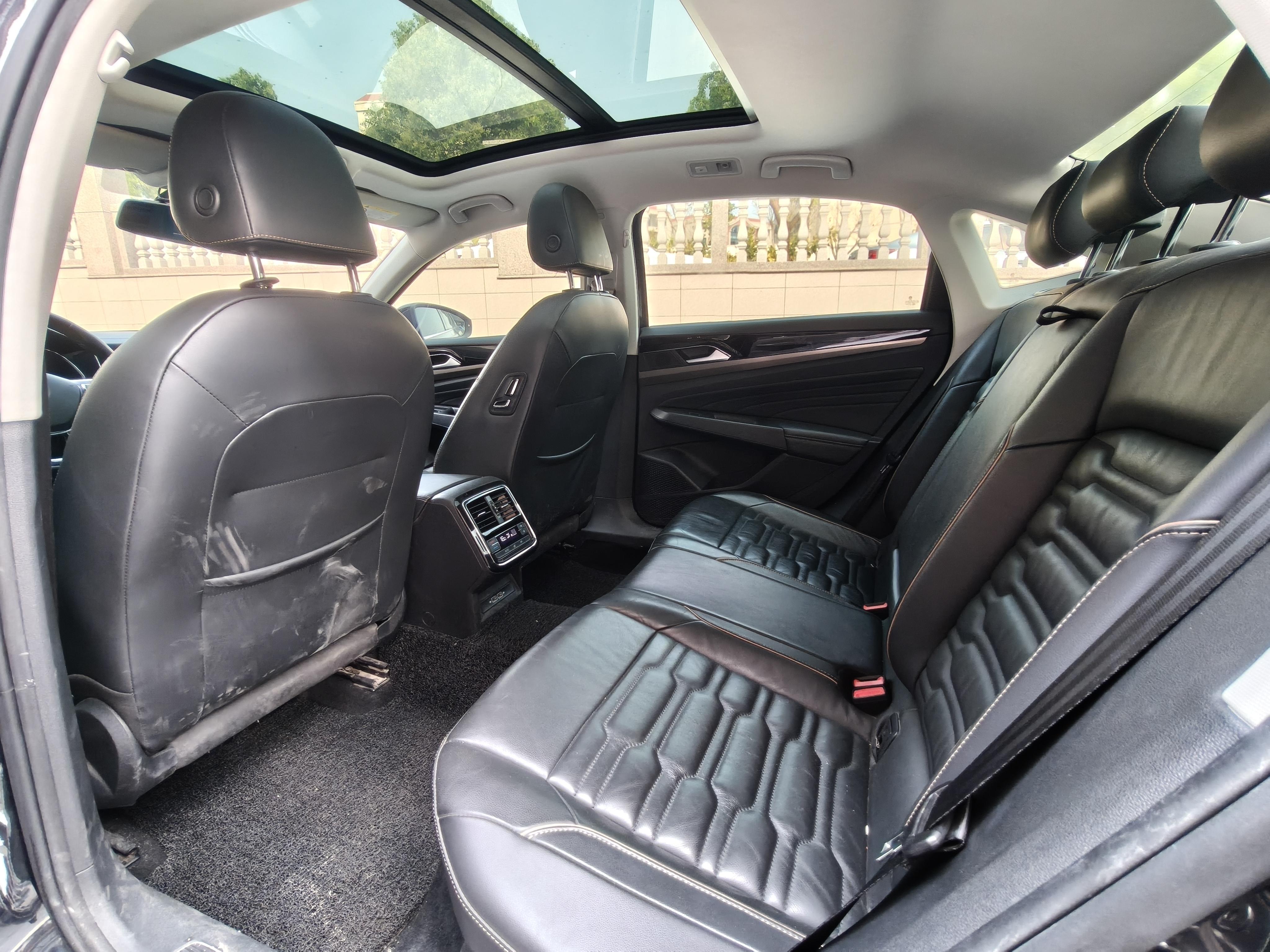 Volkswagen Passat (North America and China) 2019 thumb 7