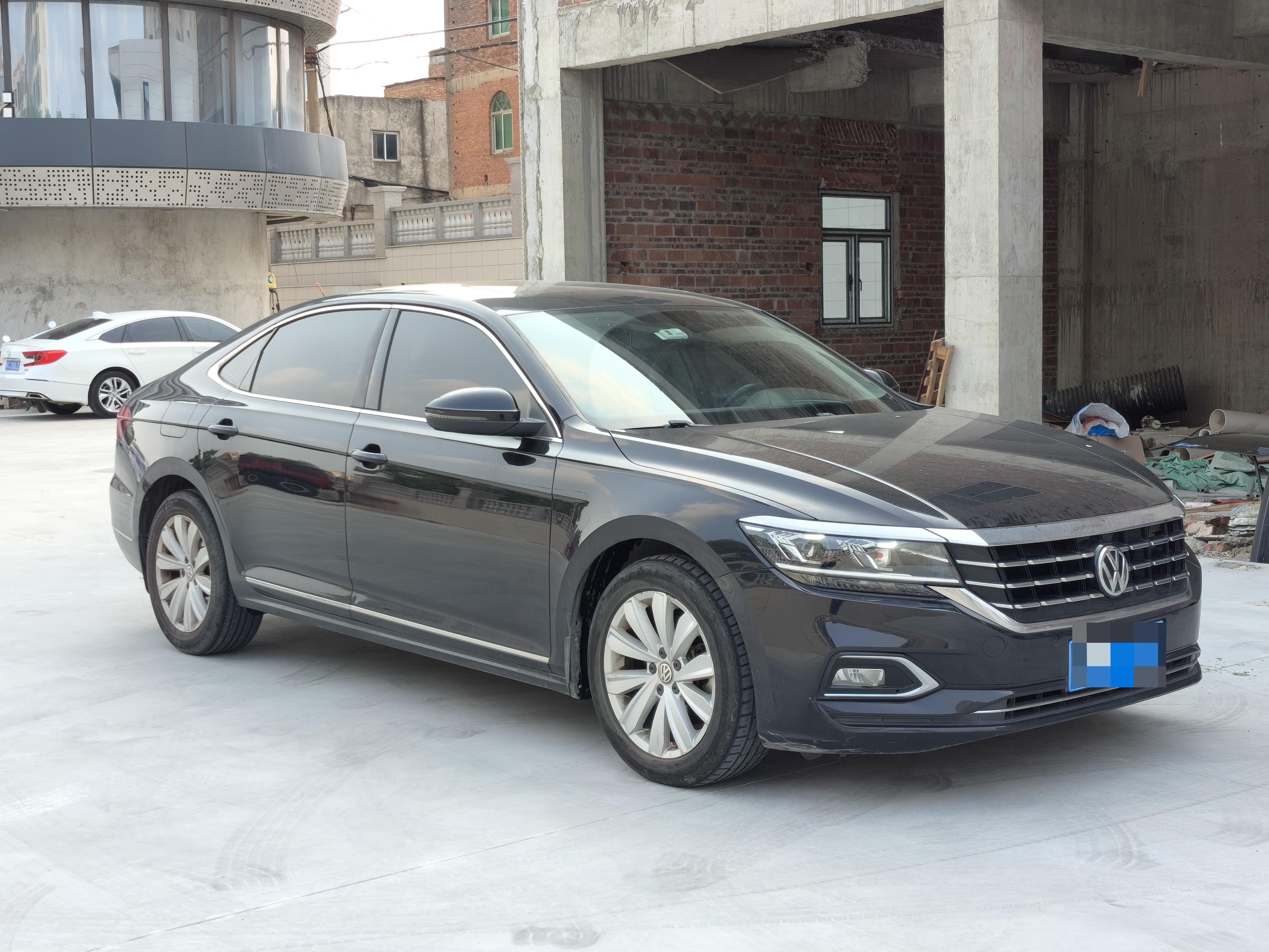 Volkswagen Passat (North America and China) 2019 thumb 10