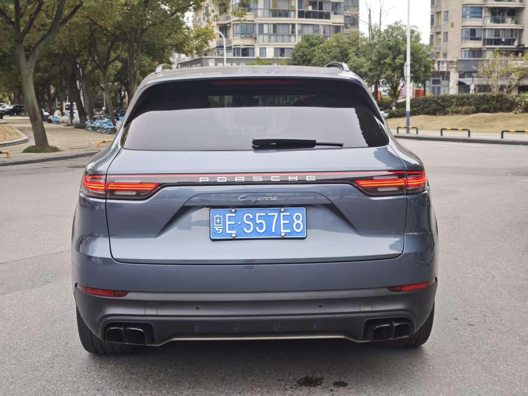 Porsche Cayenne 2018 thumb 4