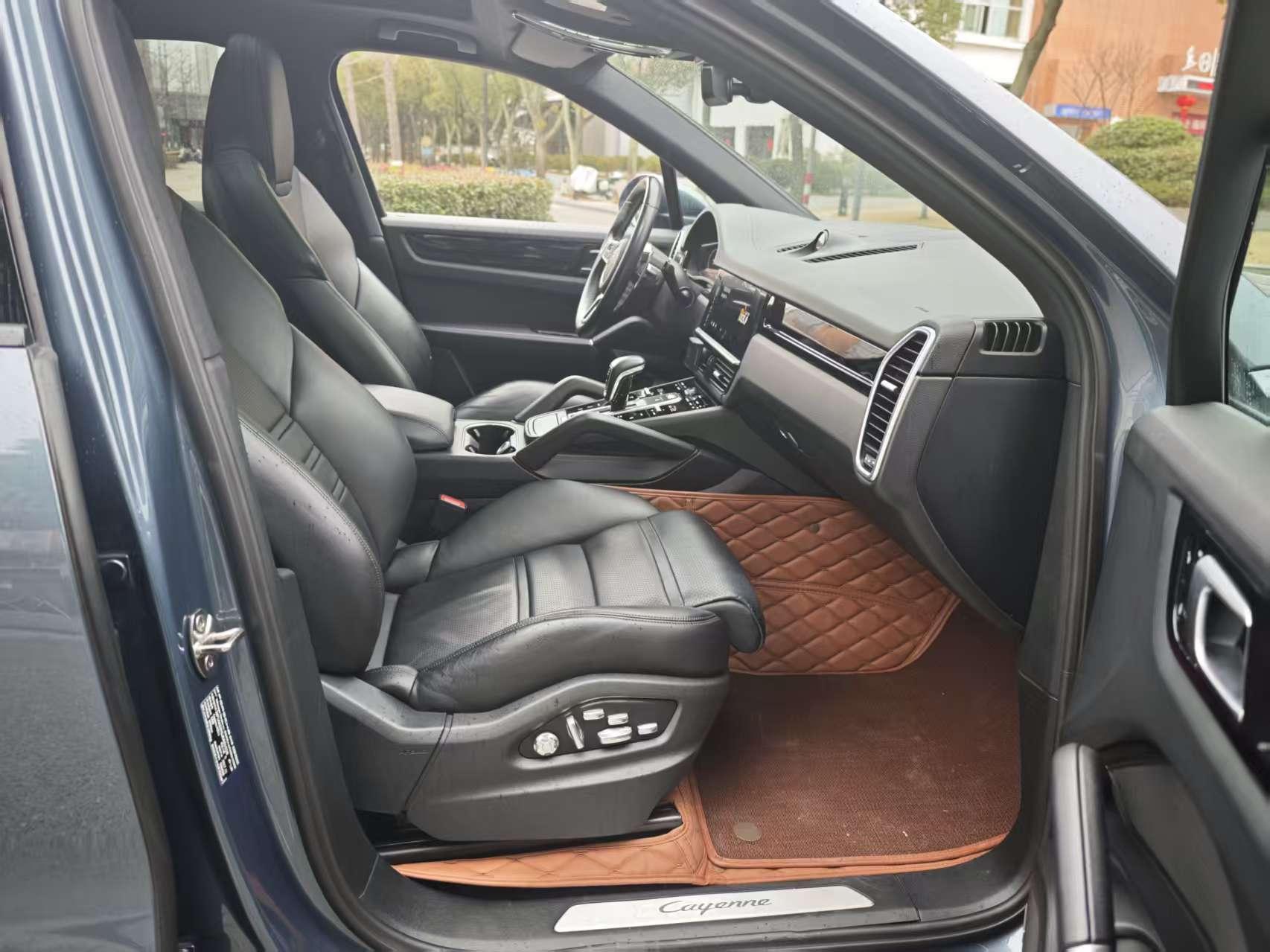 Porsche Cayenne 2018 thumb 12