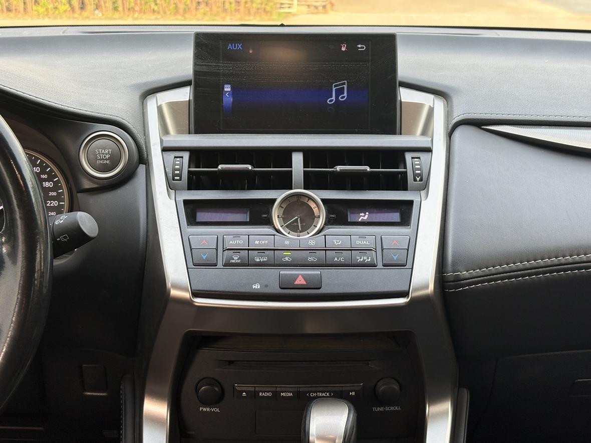 Lexus NX 2015 thumb 7