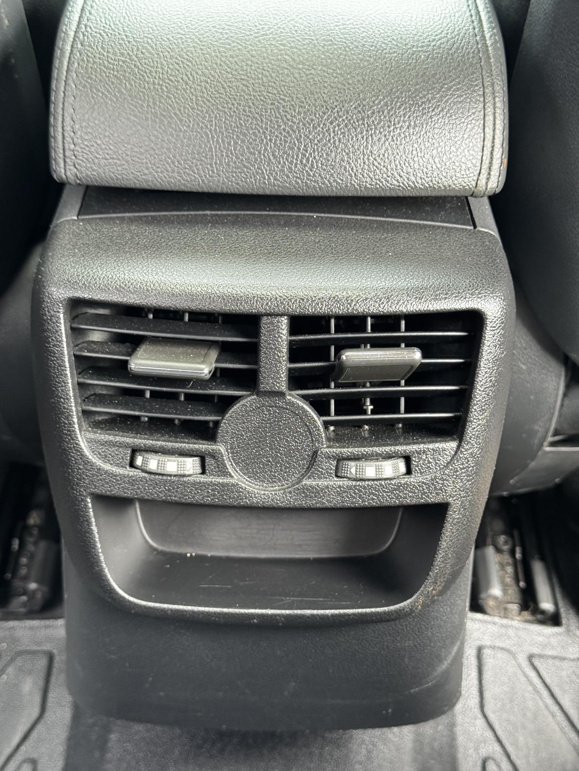 Peugeot 508 2015 thumb 11