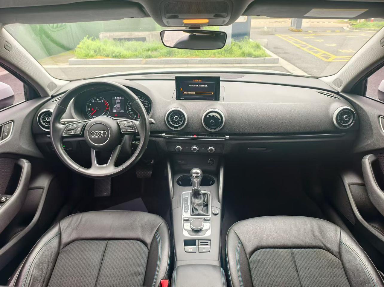 Audi A3 2018 thumb 5