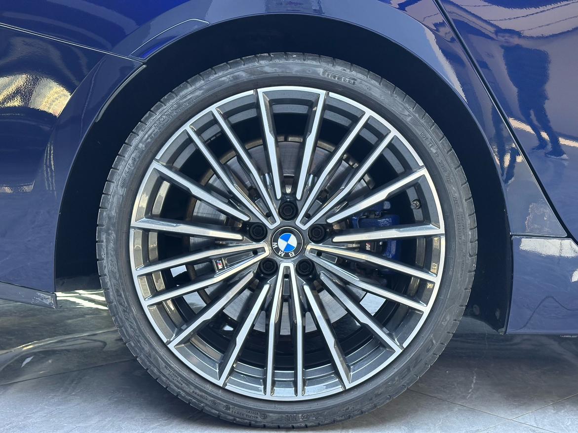 BMW 8 серии 2019 thumb 4