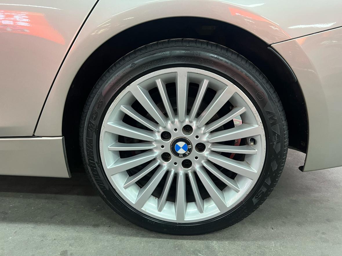 BMW 3 серии 2018 thumb 6