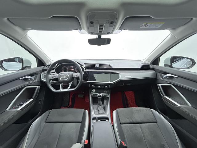 Audi Q3 2023 thumb 2