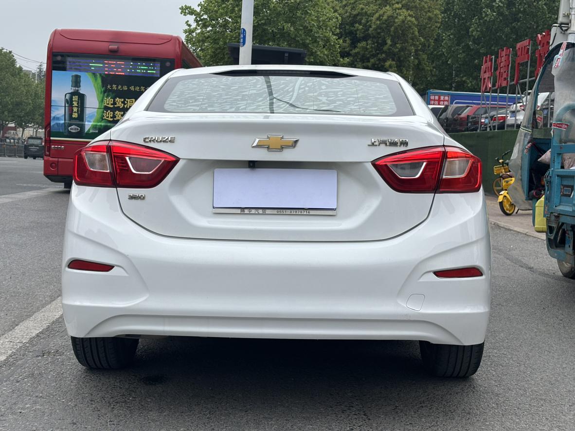 Chevrolet Cruze 2018 thumb 3