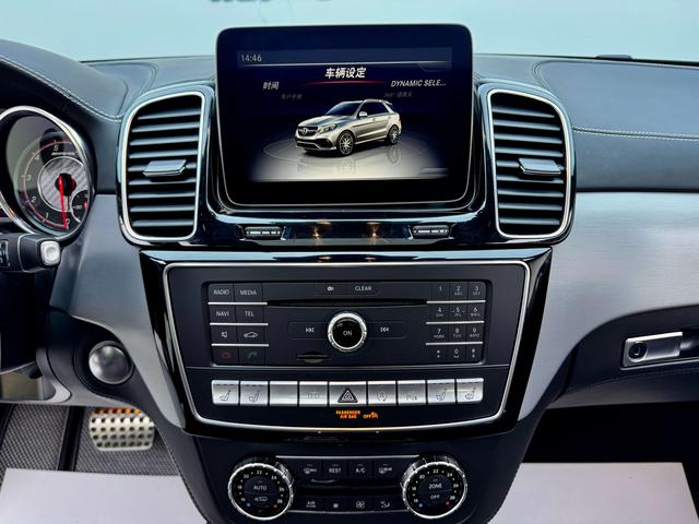 Mercedes-Benz GLE AMG 2015 thumb 10
