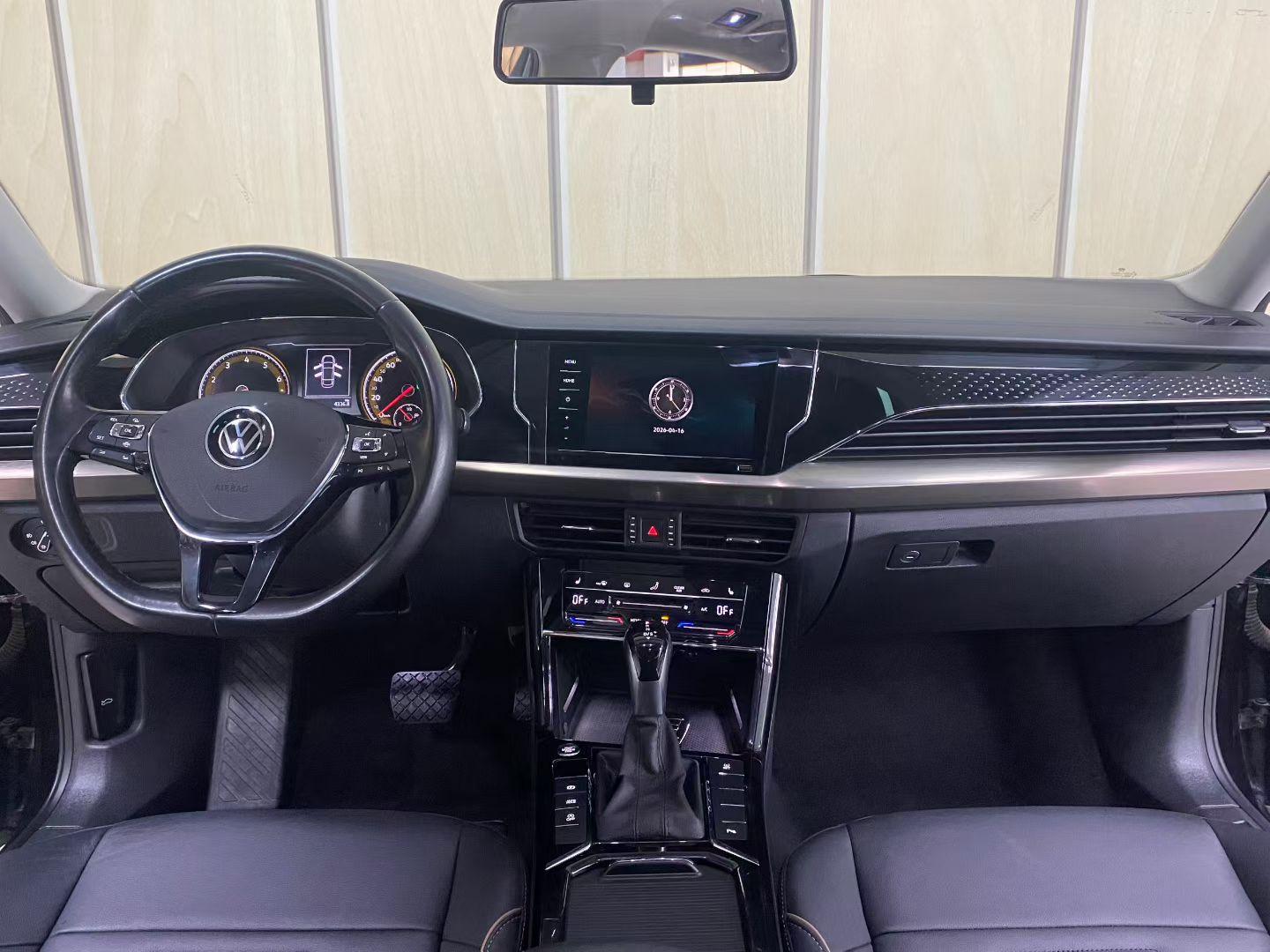 Volkswagen Passat (North America and China) 2020 thumb 4