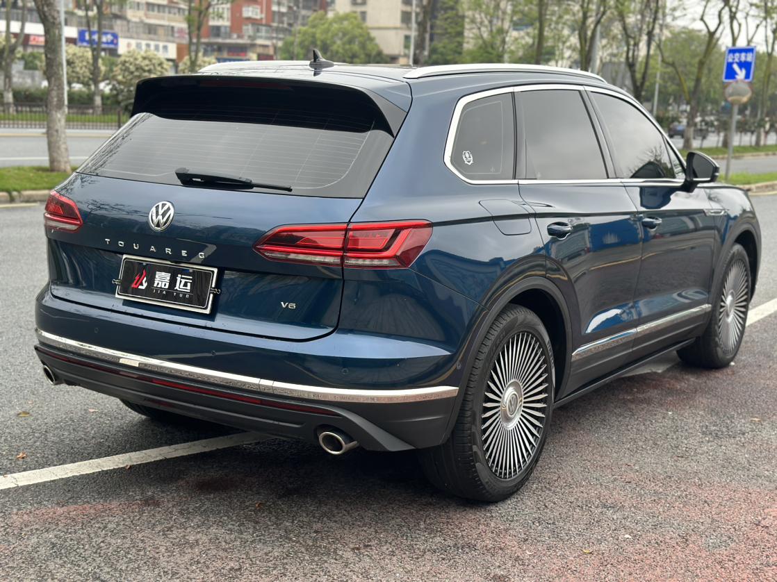 Volkswagen Touareg 2019 thumb 3
