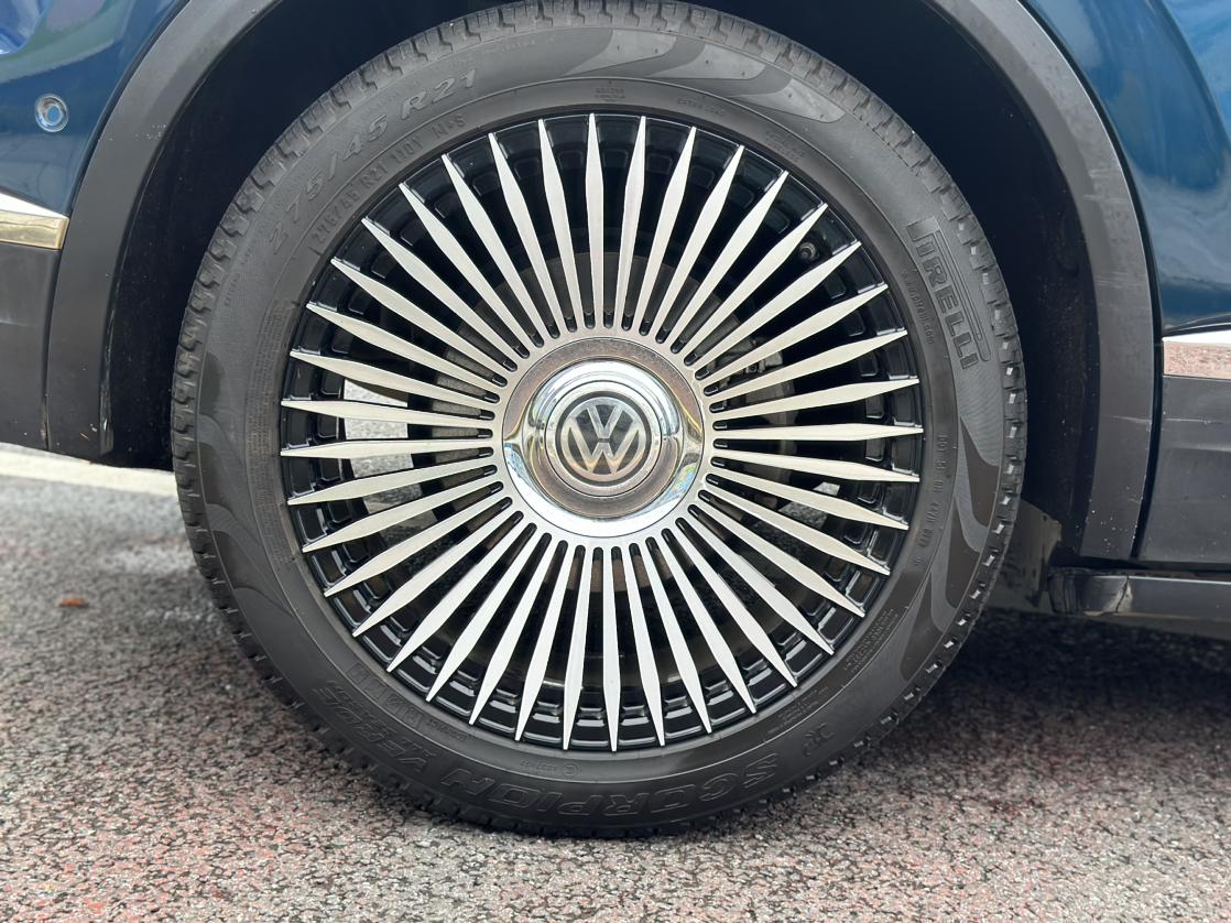 Volkswagen Touareg 2019 thumb 8